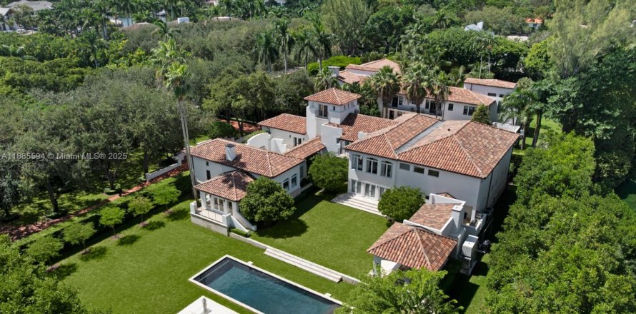 Дом в Корал-Гейблс, Флорида 9 спален, 955.59м2 № 1951586