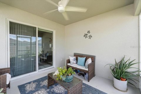 House in Winter Haven, Florida 4 bedrooms, 168.99 sq.m. № 2215778 - photo 29