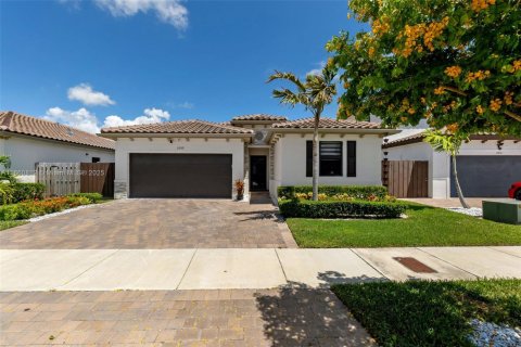 Villa ou maison à vendre à Homestead, Floride: 4 chambres, 176.05 m2 № 1889132 - photo 1