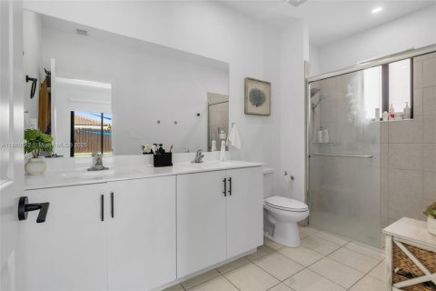 Villa ou maison à vendre à Homestead, Floride: 4 chambres, 176.05 m2 № 1889132 - photo 24