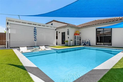 Villa ou maison à vendre à Homestead, Floride: 4 chambres, 176.05 m2 № 1889132 - photo 5