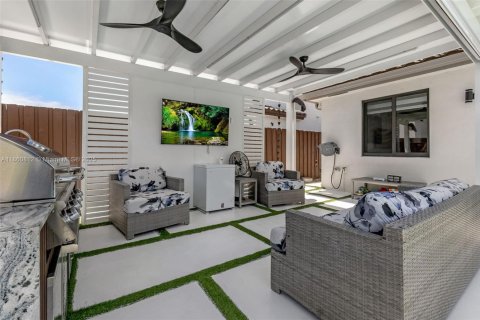 Villa ou maison à vendre à Homestead, Floride: 4 chambres, 176.05 m2 № 1889132 - photo 11