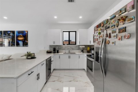 Villa ou maison à vendre à Homestead, Floride: 4 chambres, 176.05 m2 № 1889132 - photo 21