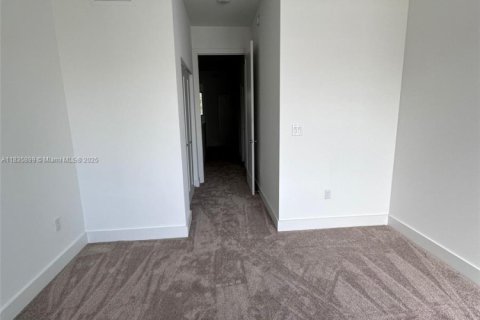 Adosado en venta en Dania Beach, Florida, 3 dormitorios, 146.97 m2 № 1935131 - foto 7