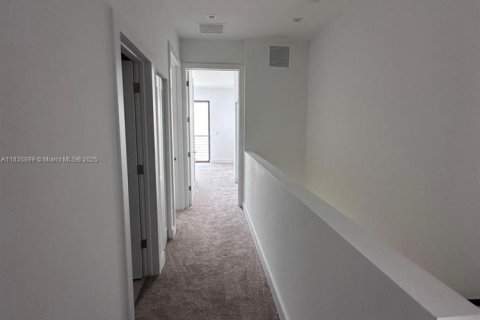 Adosado en venta en Dania Beach, Florida, 3 dormitorios, 146.97 m2 № 1935131 - foto 11