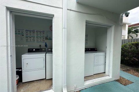 Apartment in Fort Lauderdale, Florida 1 bedroom № 1889764 - photo 29