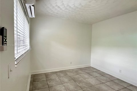 Apartment in Fort Lauderdale, Florida 1 bedroom № 1889764 - photo 26