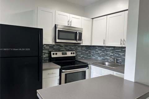Apartment in Fort Lauderdale, Florida 1 bedroom № 1889764 - photo 9