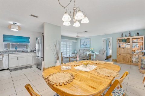 Casa en venta en Nokomis, Florida, 2 dormitorios, 123.84 m2 № 1771095 - foto 11