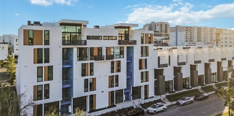 Condominio en Sarasota, Florida, 2 dormitorios № 1590316
