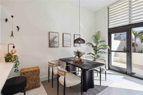 Купить кондоминиум в Сарасота, Флорида 8 комнат, 85.56м2, № 1590316 - фото 8