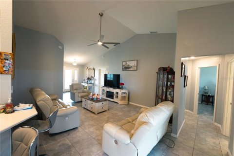Casa en venta en Lake Alfred, Florida, 4 dormitorios, 174.93 m2 № 1532840 - foto 30