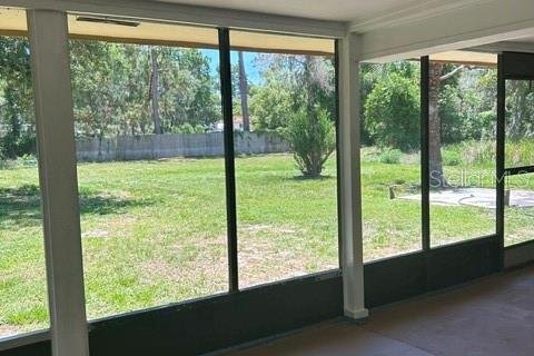 House in Dade City, Florida 3 bedrooms, 123.56 sq.m. № 2200990 - photo 20