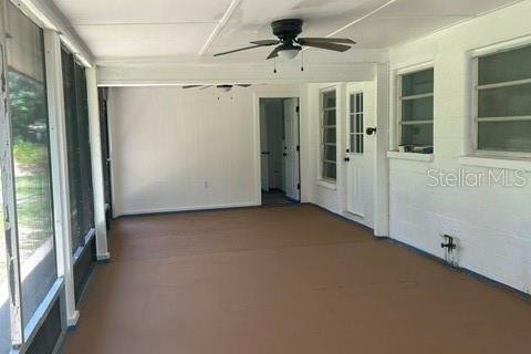 House in Dade City, Florida 3 bedrooms, 123.56 sq.m. № 2200990 - photo 18