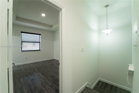 Townhouse in Homestead, Florida 2 bedrooms, 132.11 sq.m. № 2003384 - photo 15