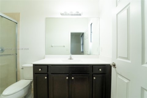 Townhouse in Homestead, Florida 2 bedrooms, 132.11 sq.m. № 2003384 - photo 19