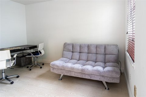 Adosado en alquiler en Hallandale Beach, Florida, 3 dormitorios, 149.94 m2 № 2088455 - foto 10