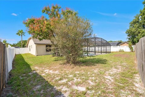 House in Winter Springs, Florida 3 bedrooms, 141.58 sq.m. № 2425475 - photo 23