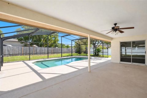 House in Winter Springs, Florida 3 bedrooms, 141.58 sq.m. № 2425475 - photo 20