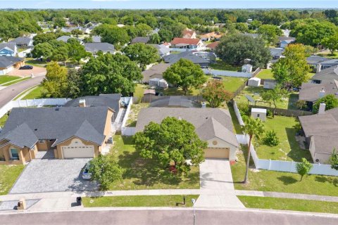 House in Winter Springs, Florida 3 bedrooms, 141.58 sq.m. № 2425475 - photo 27