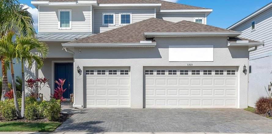 House in Apollo Beach, Florida 4 bedrooms, 278.06 sq.m. № 2111971