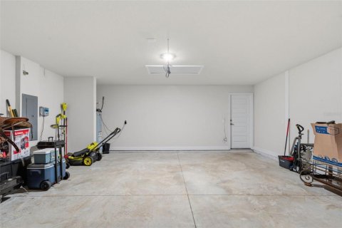 House in Lakeland, Florida 4 bedrooms, 215.63 sq.m. № 2358558 - photo 29