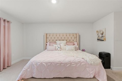 House in Lakeland, Florida 4 bedrooms, 215.63 sq.m. № 2358558 - photo 9