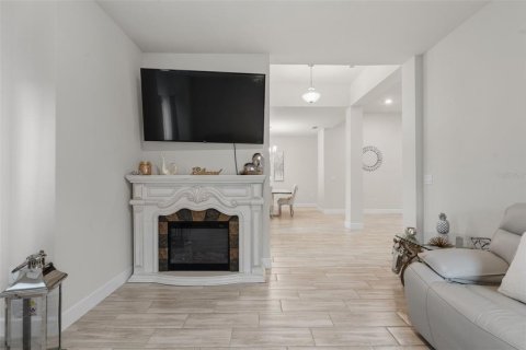 House in Lakeland, Florida 4 bedrooms, 215.63 sq.m. № 2358558 - photo 15