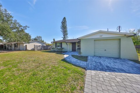 House in Apollo Beach, Florida 3 bedrooms, 99.03 sq.m. № 1822755 - photo 30