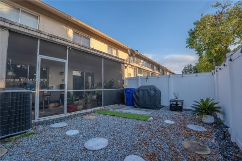 Touwnhouse à vendre à Margate, Floride: 3 chambres, 143.07 m2 № 2029494 - photo 24