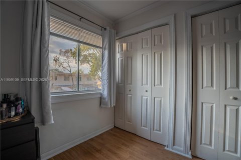 Touwnhouse à vendre à Margate, Floride: 3 chambres, 143.07 m2 № 2029494 - photo 30