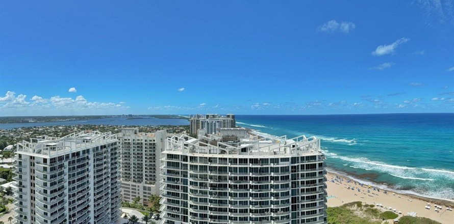 Condo in Riviera Beach, Florida, 1 bedroom № 2077454