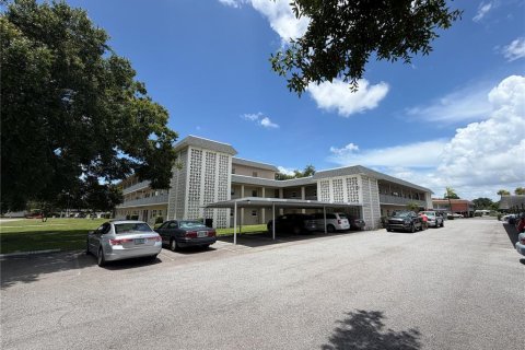 Copropriété à vendre à Saint Petersburg, Floride: 2 chambres, 89.19 m2 № 2231578 - photo 2