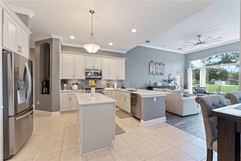 Casa en venta en Wesley Chapel, Florida, 4 dormitorios, 298.87 m2 № 1916826 - foto 7