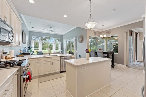 Casa en venta en Wesley Chapel, Florida, 4 dormitorios, 298.87 m2 № 1916826 - foto 10