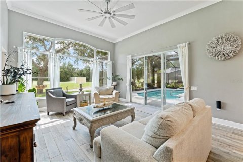 Casa en venta en Wesley Chapel, Florida, 4 dormitorios, 298.87 m2 № 1916826 - foto 2
