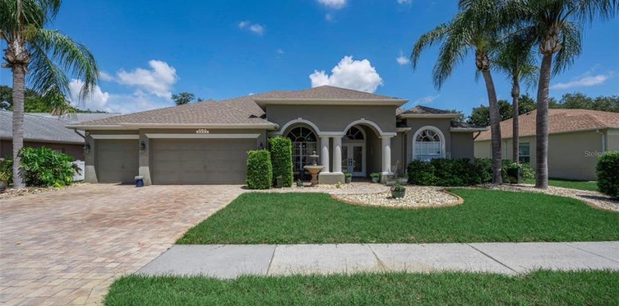 Casa en Trinity, Florida 5 dormitorios, 248.98 m2 № 2200177