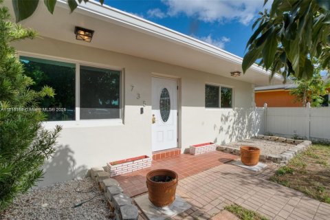 Casa en venta en Oakland Park, Florida, 3 dormitorios, 127.09 m2 № 1770262 - foto 2