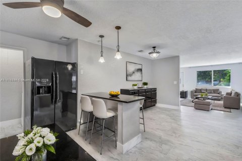 Casa en venta en Oakland Park, Florida, 3 dormitorios, 127.09 m2 № 1770262 - foto 6