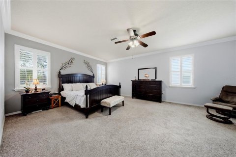 House in Apollo Beach, Florida 5 bedrooms, 270.9 sq.m. № 2208656 - photo 5