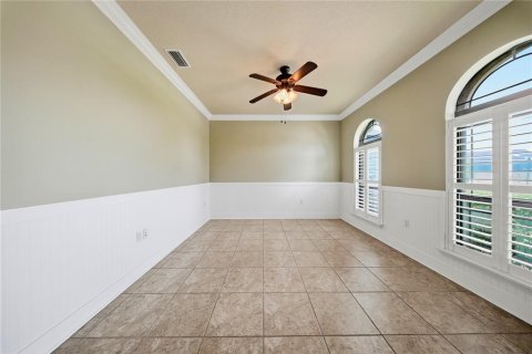 House in Apollo Beach, Florida 5 bedrooms, 270.9 sq.m. № 2208656 - photo 10