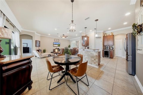 House in Apollo Beach, Florida 5 bedrooms, 270.9 sq.m. № 2208656 - photo 17