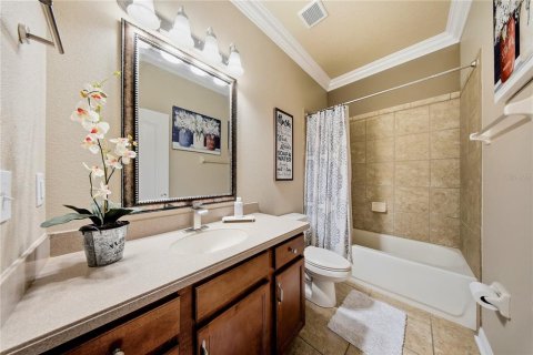House in Apollo Beach, Florida 5 bedrooms, 270.9 sq.m. № 2208656 - photo 26