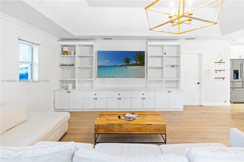 Villa ou maison à louer à Palmetto Bay, Floride: 4 chambres, 261.33 m2 № 1920379 - photo 19