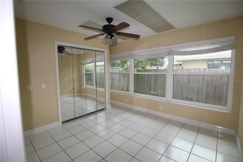 House in North Port, Florida 3 bedrooms, 132.76 sq.m. № 1916883 - photo 5