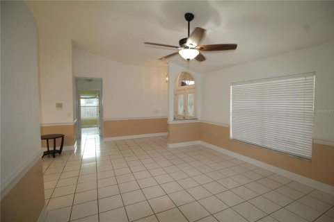 House in North Port, Florida 3 bedrooms, 132.76 sq.m. № 1916883 - photo 3