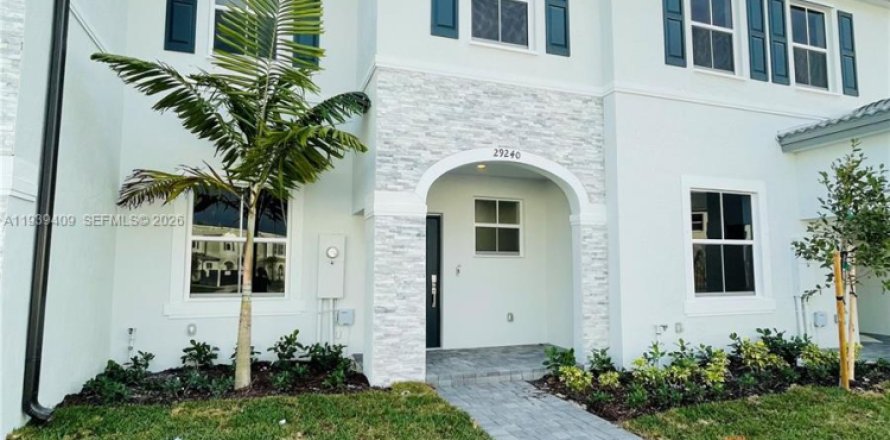 Villa ou maison à Homestead, Floride 4 chambres, 148.55 m2 № 1997414