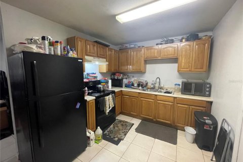 House in Tampa, Florida 3 bedrooms, 97.55 sq.m. № 1517961 - photo 2