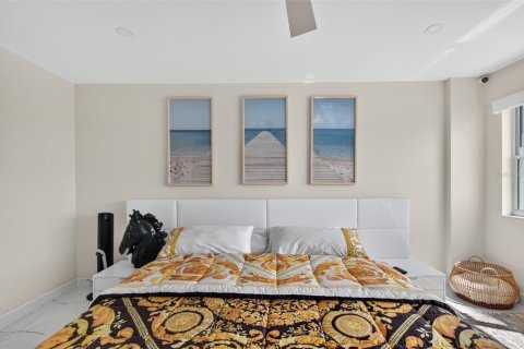 Condo in Clearwater, Florida, 2 bedrooms  № 2235990 - photo 17
