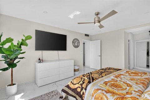 Condo in Clearwater, Florida, 2 bedrooms  № 2235990 - photo 30